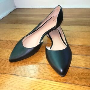A.N.D. Black Faux Leather Flats sz. 10